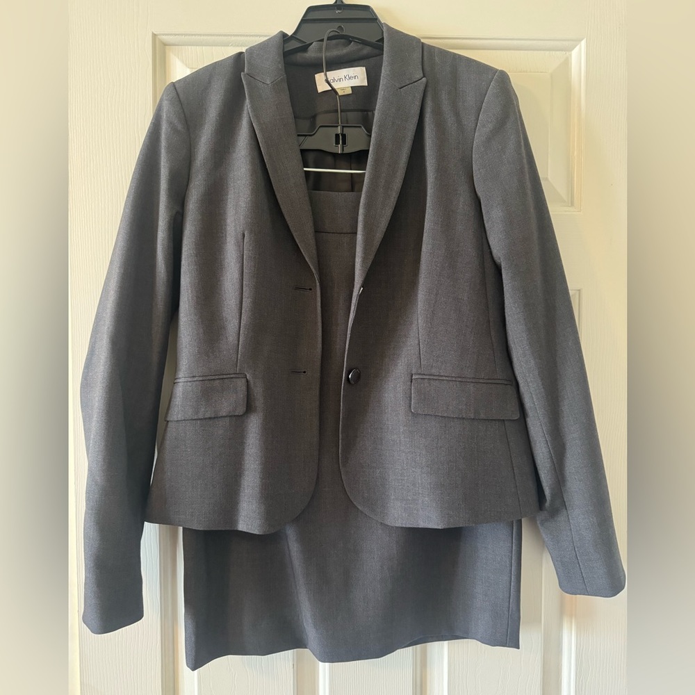 Calvin Klein Women’s Skirt Suit